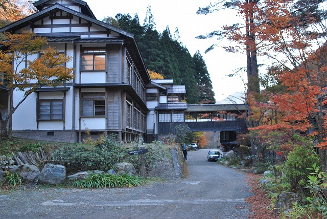 法師温泉 長寿館