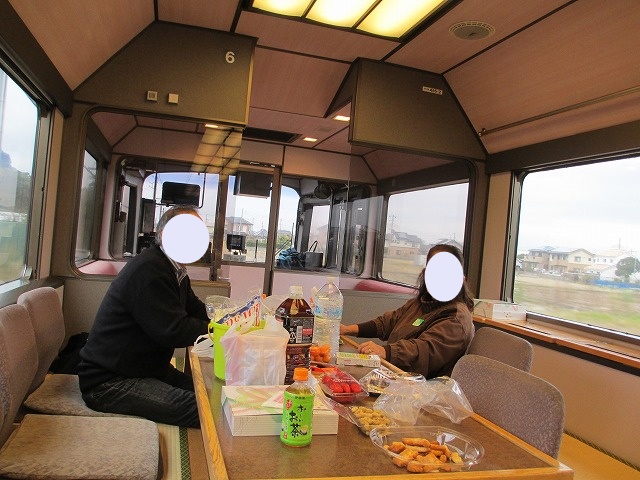 �����~���