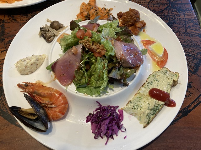 ごはんカフェ ラクエ