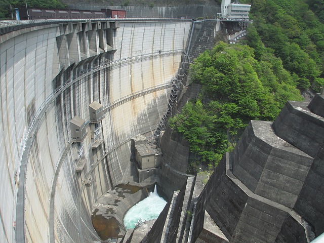 川治ダム