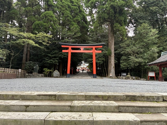 霧島神宮　鳥居