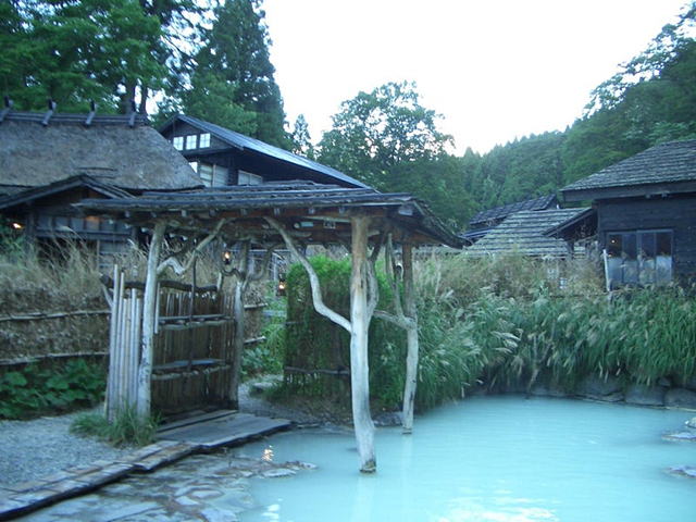 �������� �߂̓�����