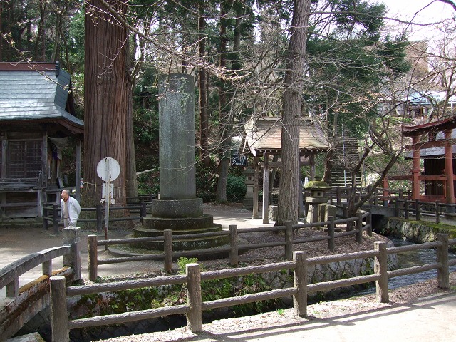 飯盛山　白虎隊十九士の墓