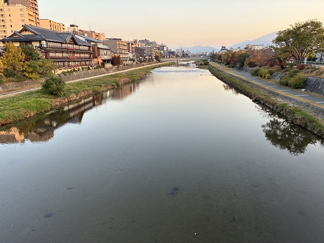 �܏�勴�Ɗ���