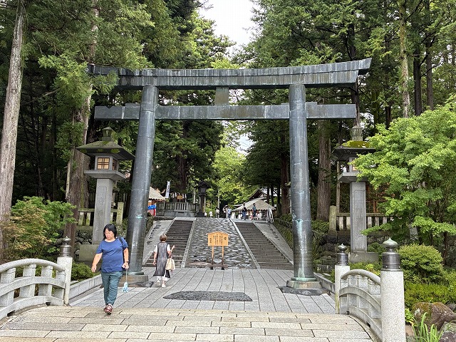 諏訪大社 下社秋宮