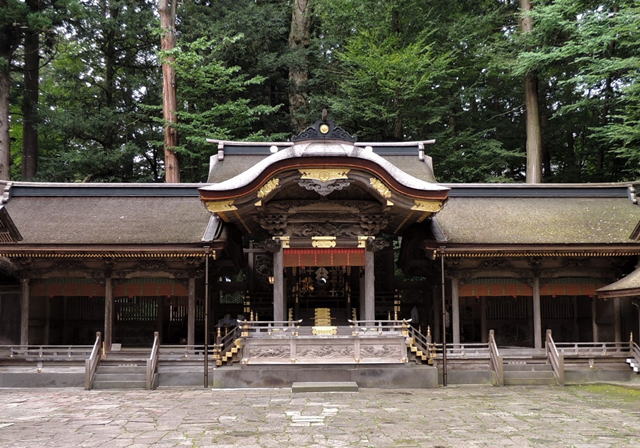 諏訪大社・上社本宮