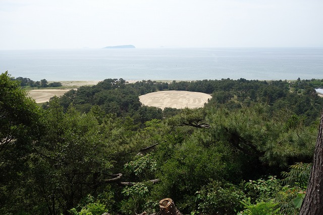 銭形砂絵「寛永通宝」（琴弾公園）