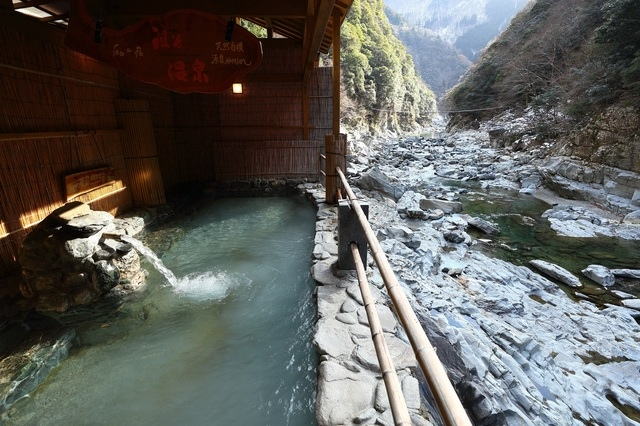 �c�J����