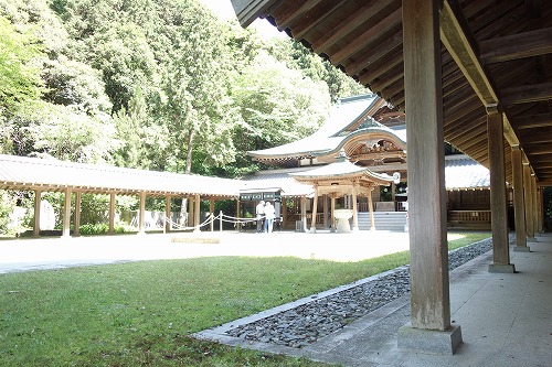 第64番札所 石鈇山 金色院 前神寺