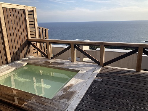 ホテル足摺園の露天風呂