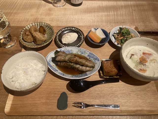 WEEK�_�R�̗[�H